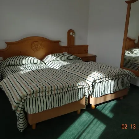 Mondeval Hotel 3*