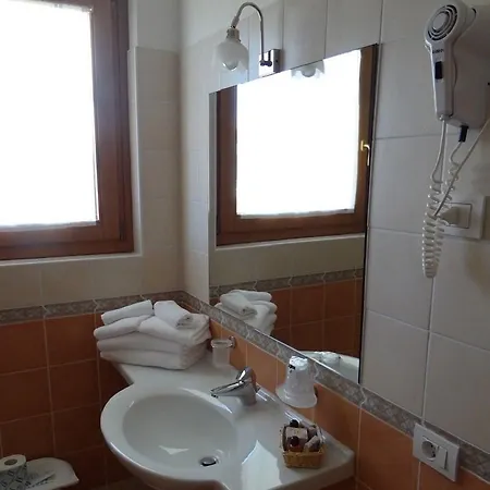 Mondeval Hotel 3*